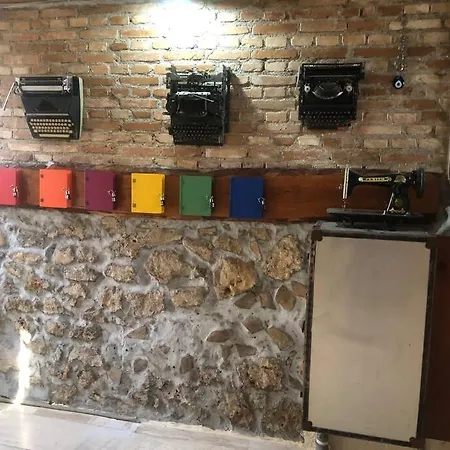 شقة Tarihi Kaleici Muethis Konum Deniz Yakini Uygun Fiyat Huzurlu Ev *