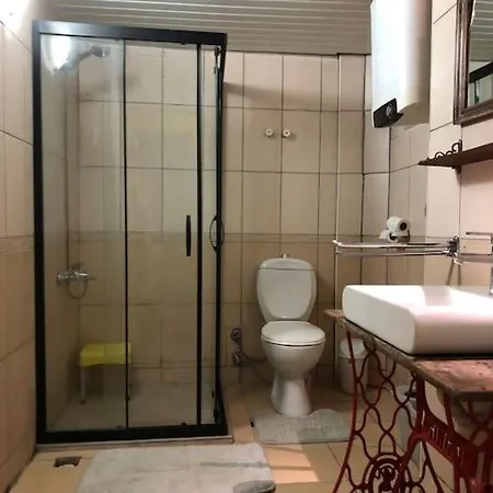 Tarihi Kaleici Muethis Konum Deniz Yakini Uygun Fiyat Huzurlu Ev Antalya