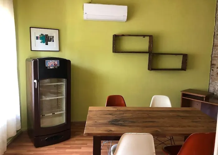 Tarihi Kaleici Muethis Konum Deniz Yakini Uygun Fiyat Huzurlu Ev Apartment Antalya