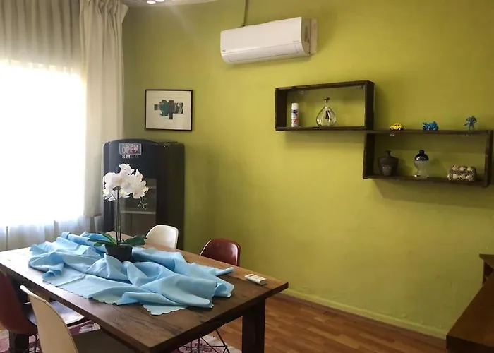 Tarihi Kaleici Muethis Konum Deniz Yakini Uygun Fiyat Huzurlu Ev *