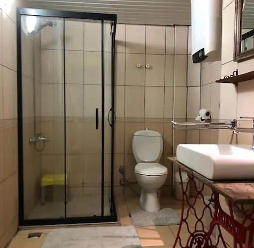 Tarihi Kaleici Muethis Konum Deniz Yakini Uygun Fiyat Huzurlu Ev Antalya