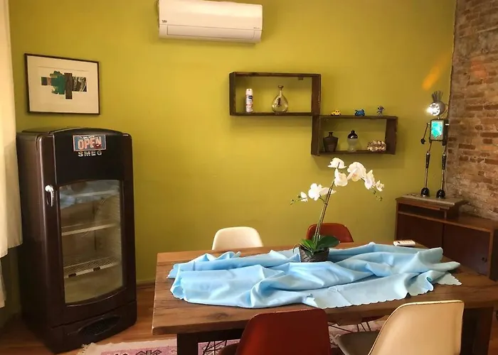 Apartment Tarihi Kaleici Muethis Konum Deniz Yakini Uygun Fiyat Huzurlu Ev